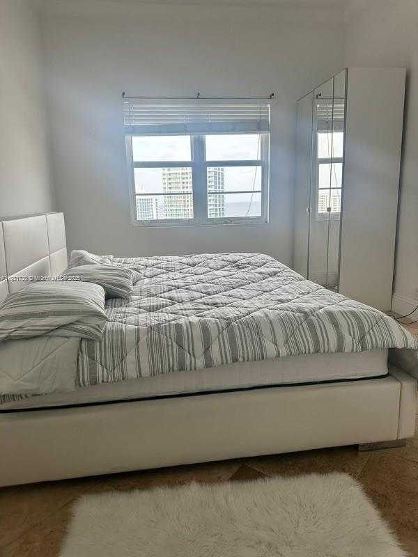 Small Image of 6770 INDIAN CREEK DR #TSB, Miami Beach Number 3