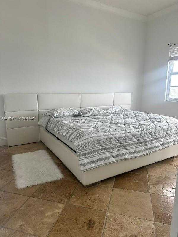 Small Image of 6770 INDIAN CREEK DR #TSB, Miami Beach Number 5