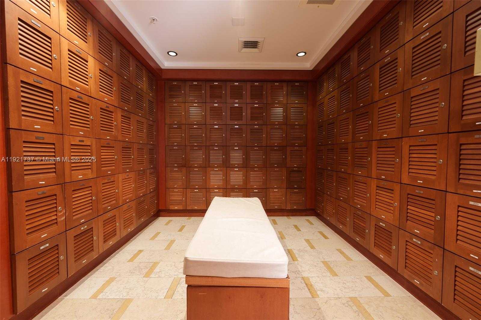 Small Image of 31 SOUTH EAST 5 ST #1603, Miami Number 27