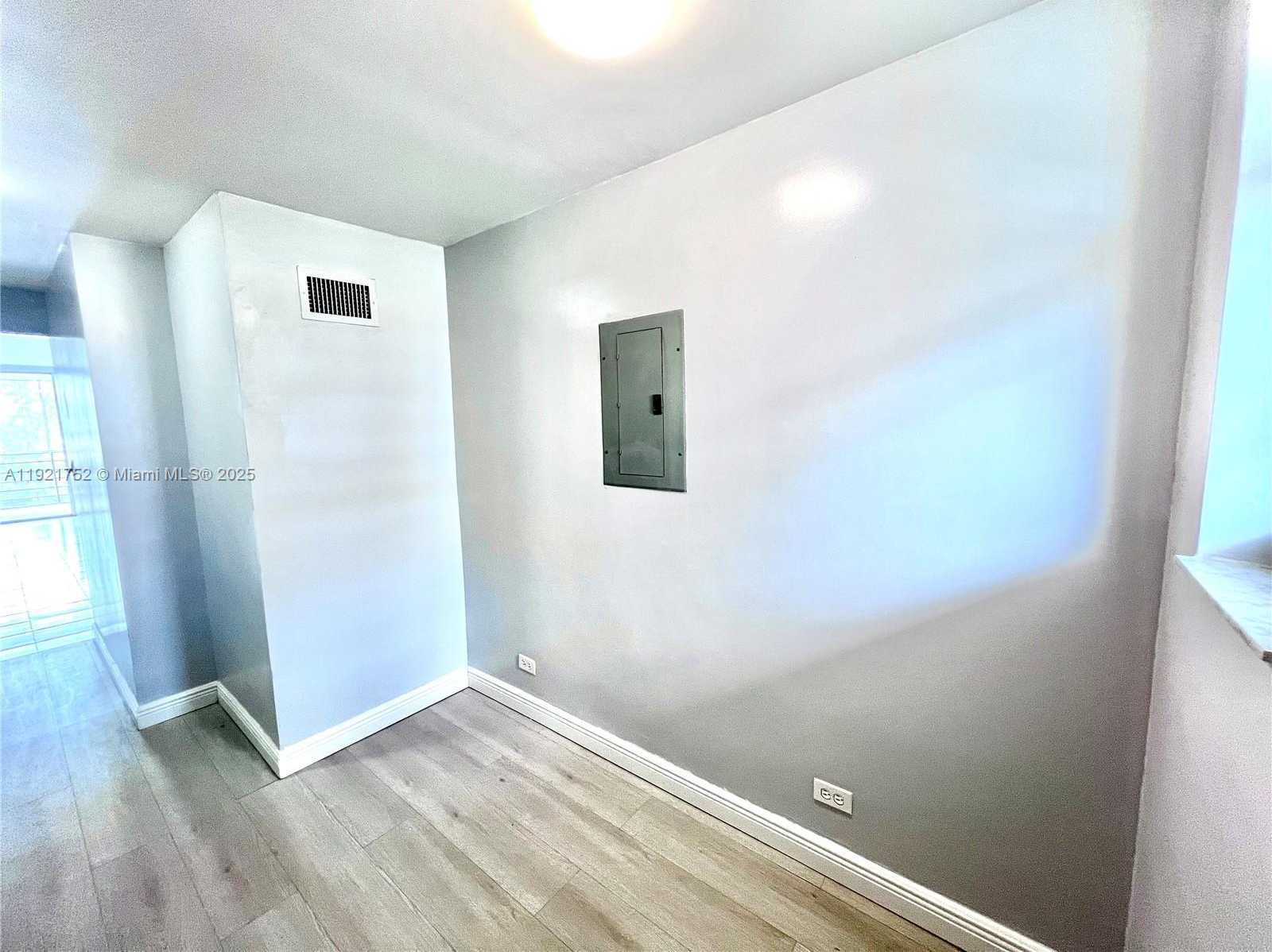 Small Image of 3660 NORTH EAST 166TH ST #505, North Miami Beach Number 7