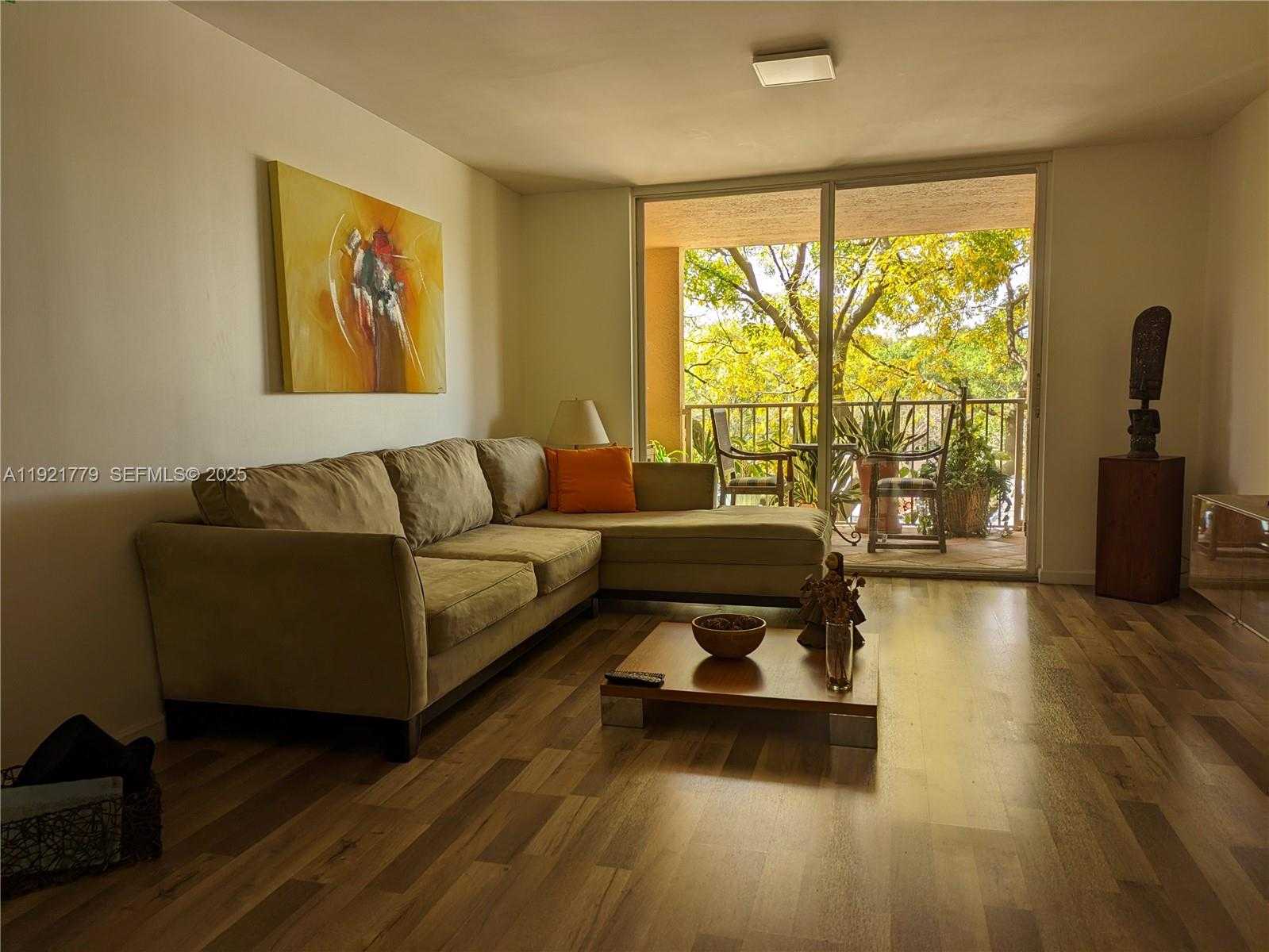 Small Image of 19901 EAST COUNTRY CLUB DR #2305, Aventura Number 6