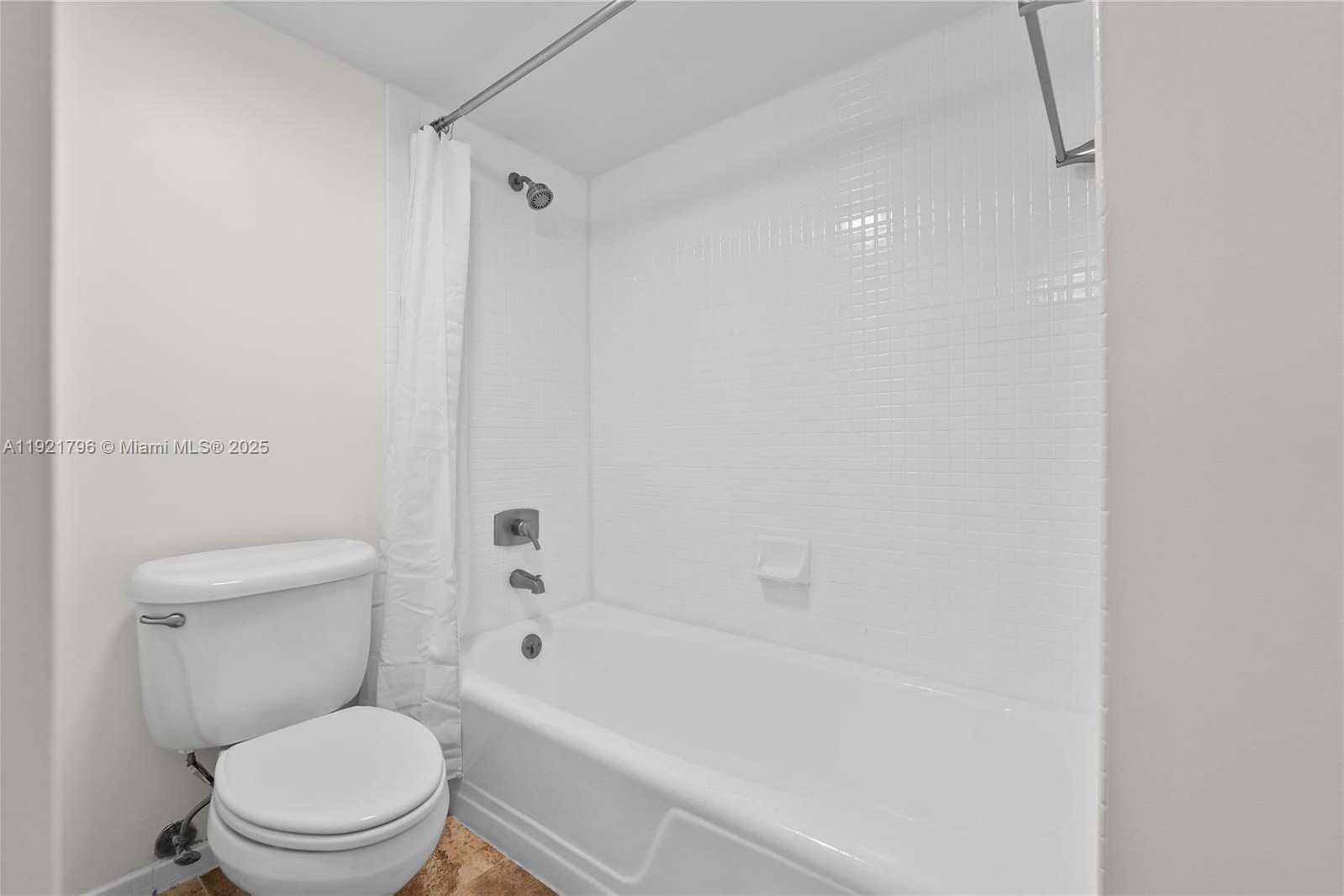 Imagen de Pequeño Objeto