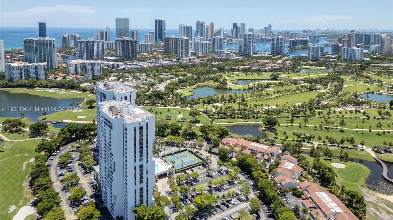 Imagen de Pequeño Objeto