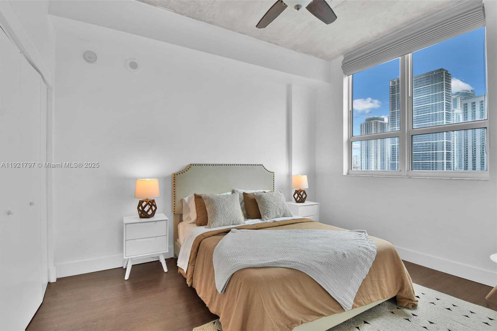 Small Image of 234 NORTH EAST 3RD ST #1802, Miami Number 25