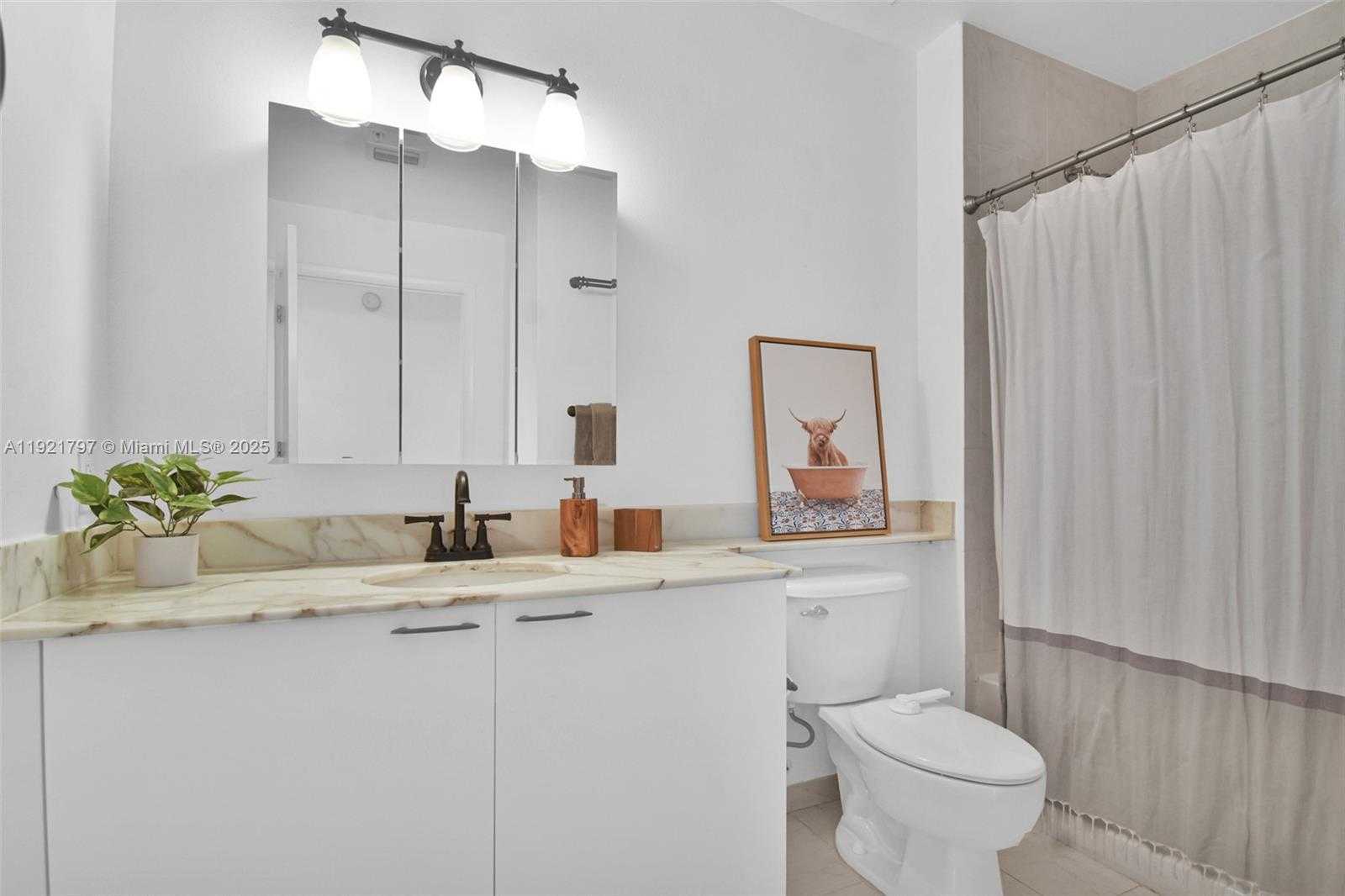 Small Image of 234 NORTH EAST 3RD ST #1802, Miami Number 32