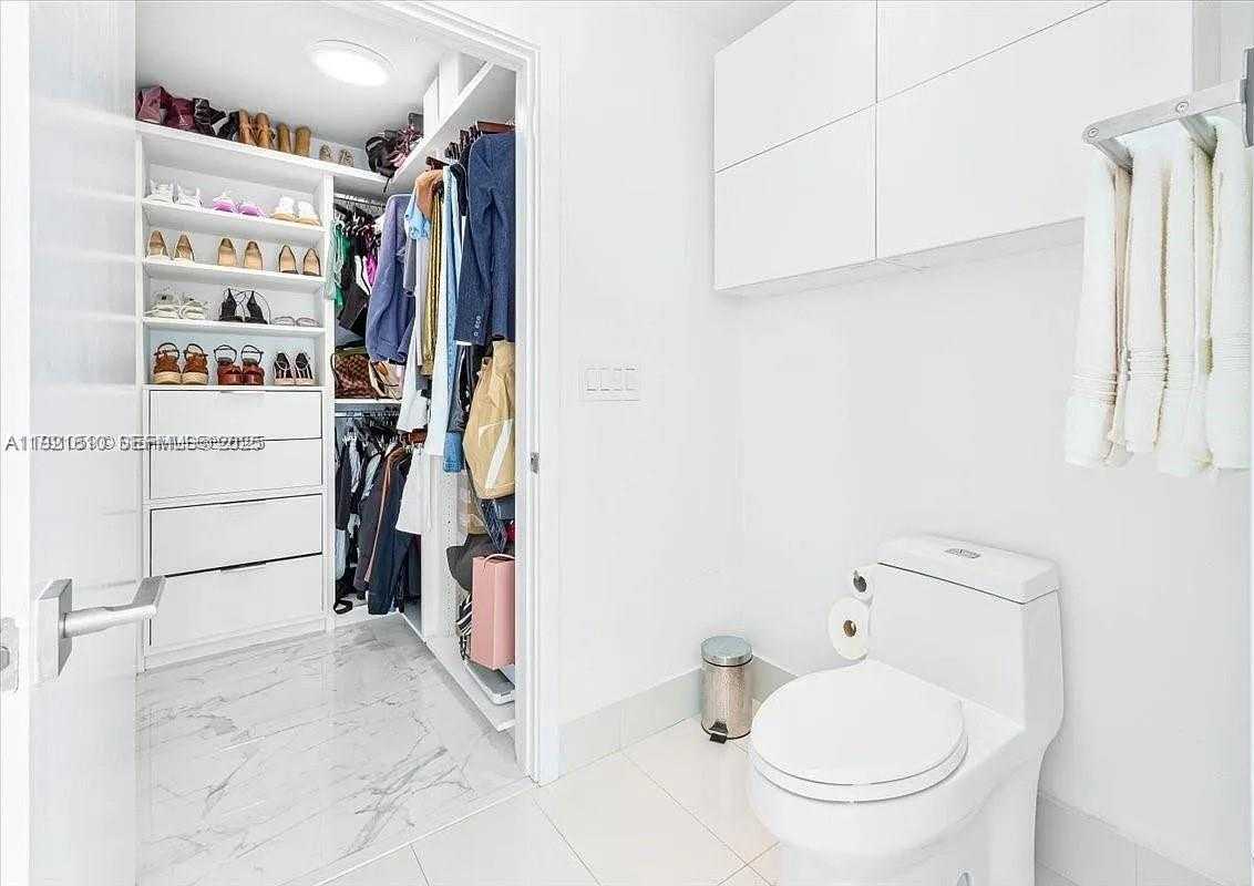 Small Image of 650 NORTH EAST 32ND ST #3808, Miami Number 21