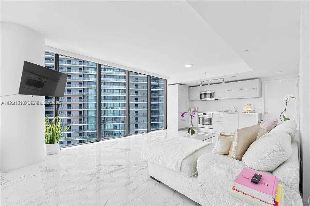 Small Image of 650 NORTH EAST 32ND ST #3808, Miami Number 5