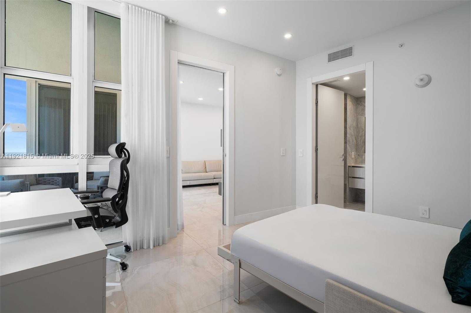 Small Image of 18201 COLLINS AVE #4606, Sunny Isles Beach Number 22