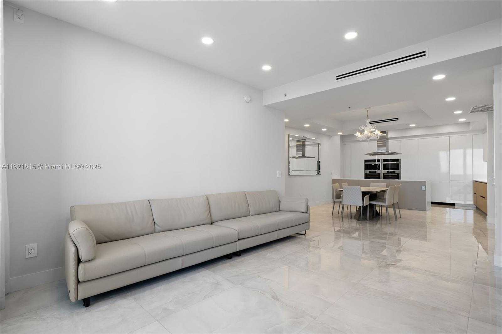 Small Image of 18201 COLLINS AVE #4606, Sunny Isles Beach Number 9