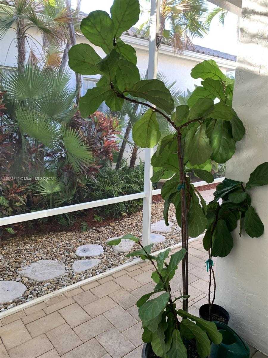 Small Image of 2518 BAY POINTE CT, Weston Number 64