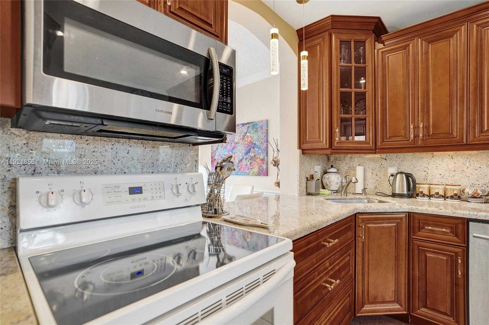 Small Image of 330 SOUTH EAST 2ND ST #404E, Hallandale Beach Number 18