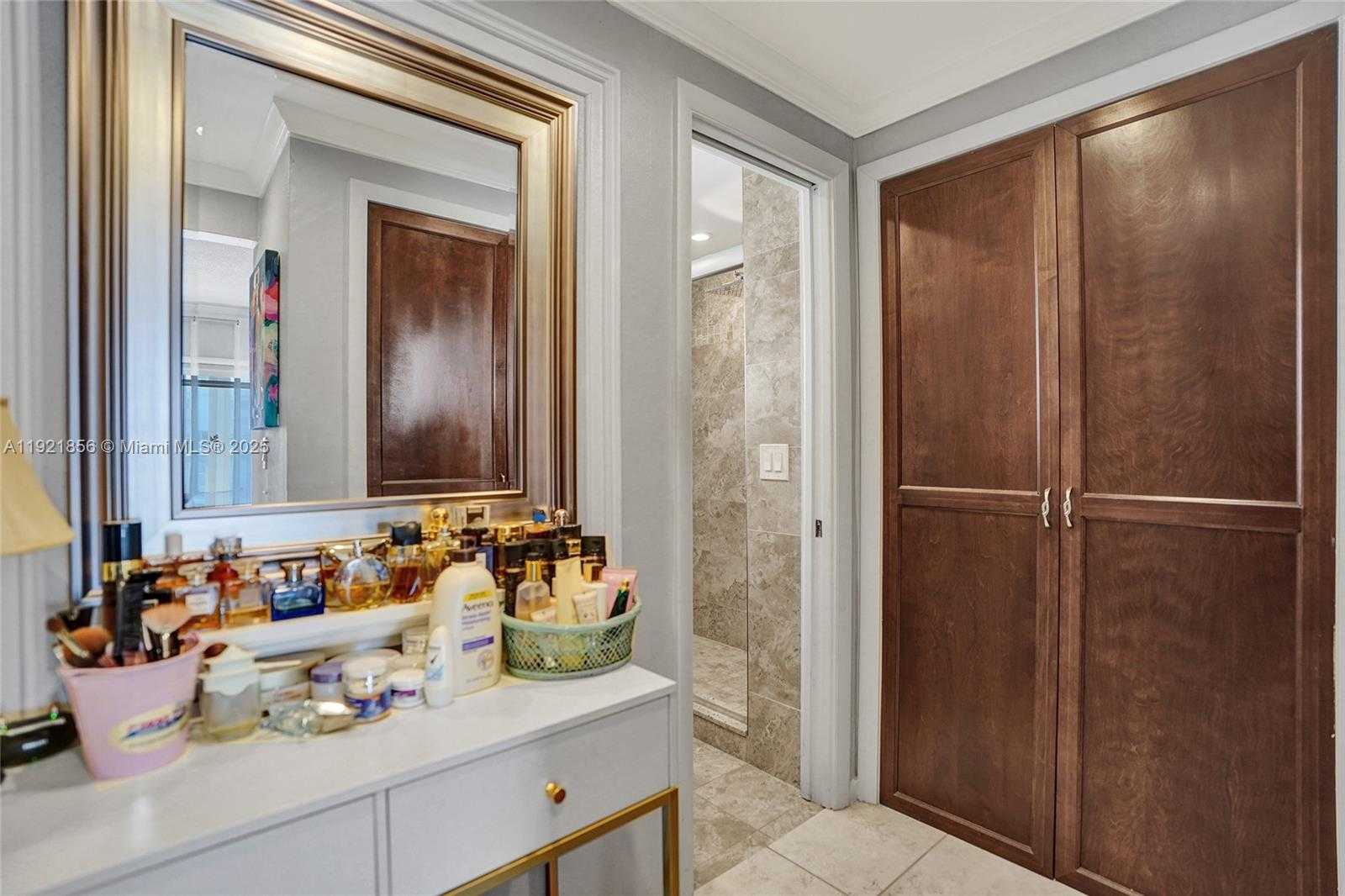 Small Image of 330 SOUTH EAST 2ND ST #404E, Hallandale Beach Number 30