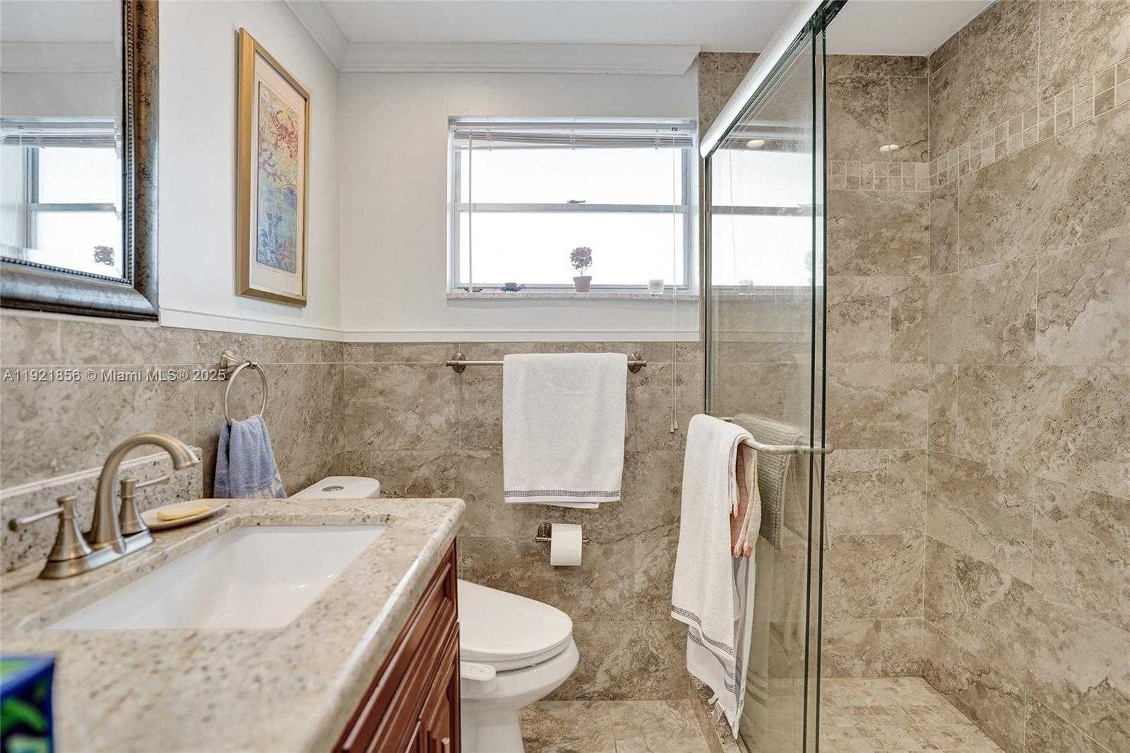 Small Image of 330 SOUTH EAST 2ND ST #404E, Hallandale Beach Number 31