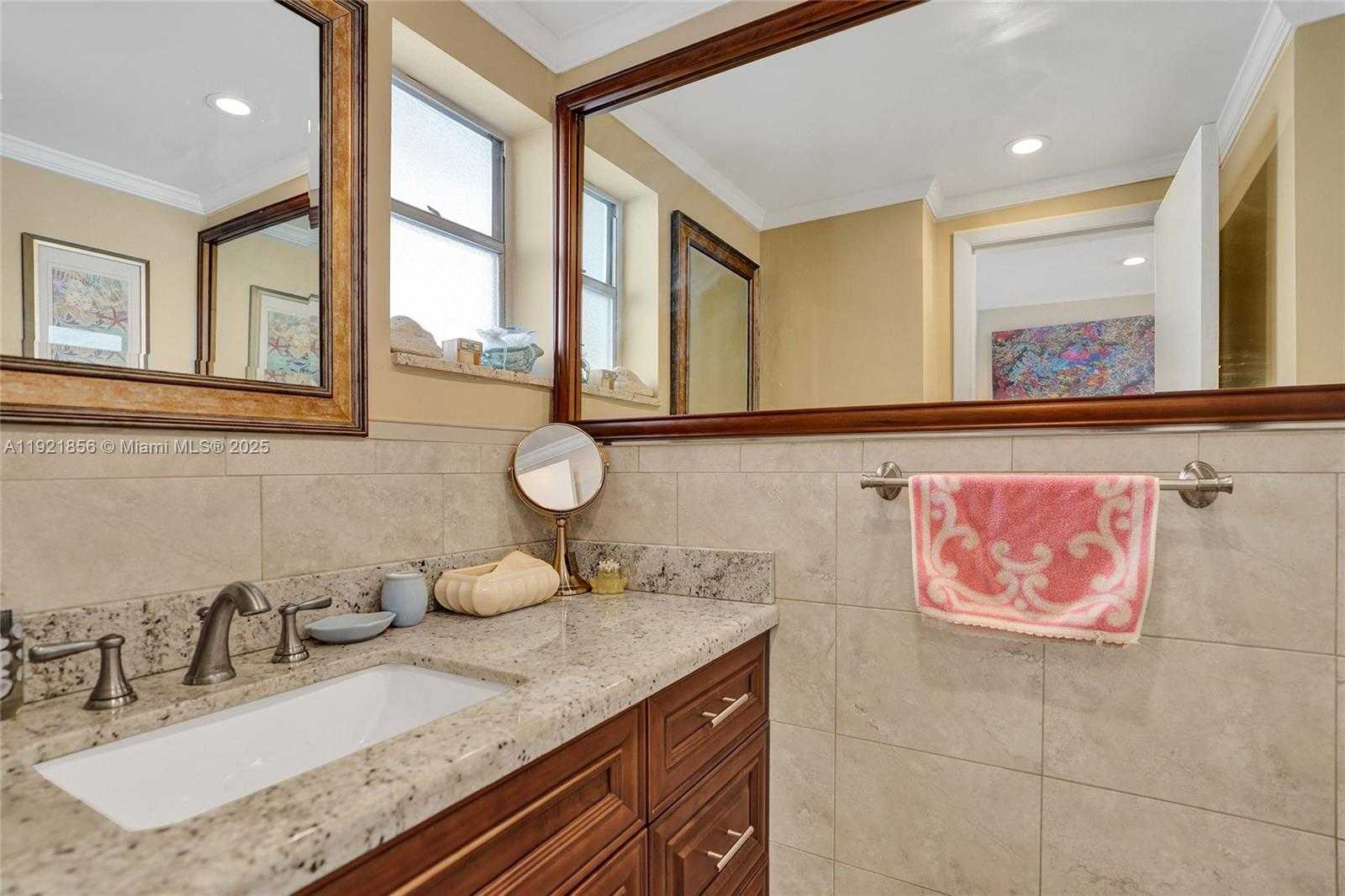 Small Image of 330 SOUTH EAST 2ND ST #404E, Hallandale Beach Number 33