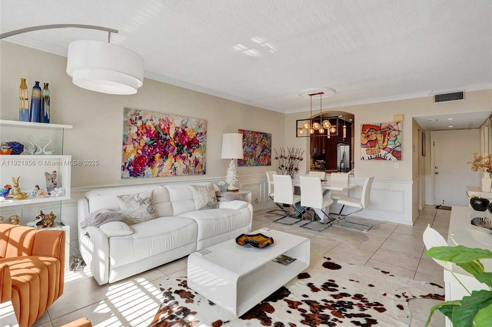 Small Image of 330 SOUTH EAST 2ND ST #404E, Hallandale Beach Number 4