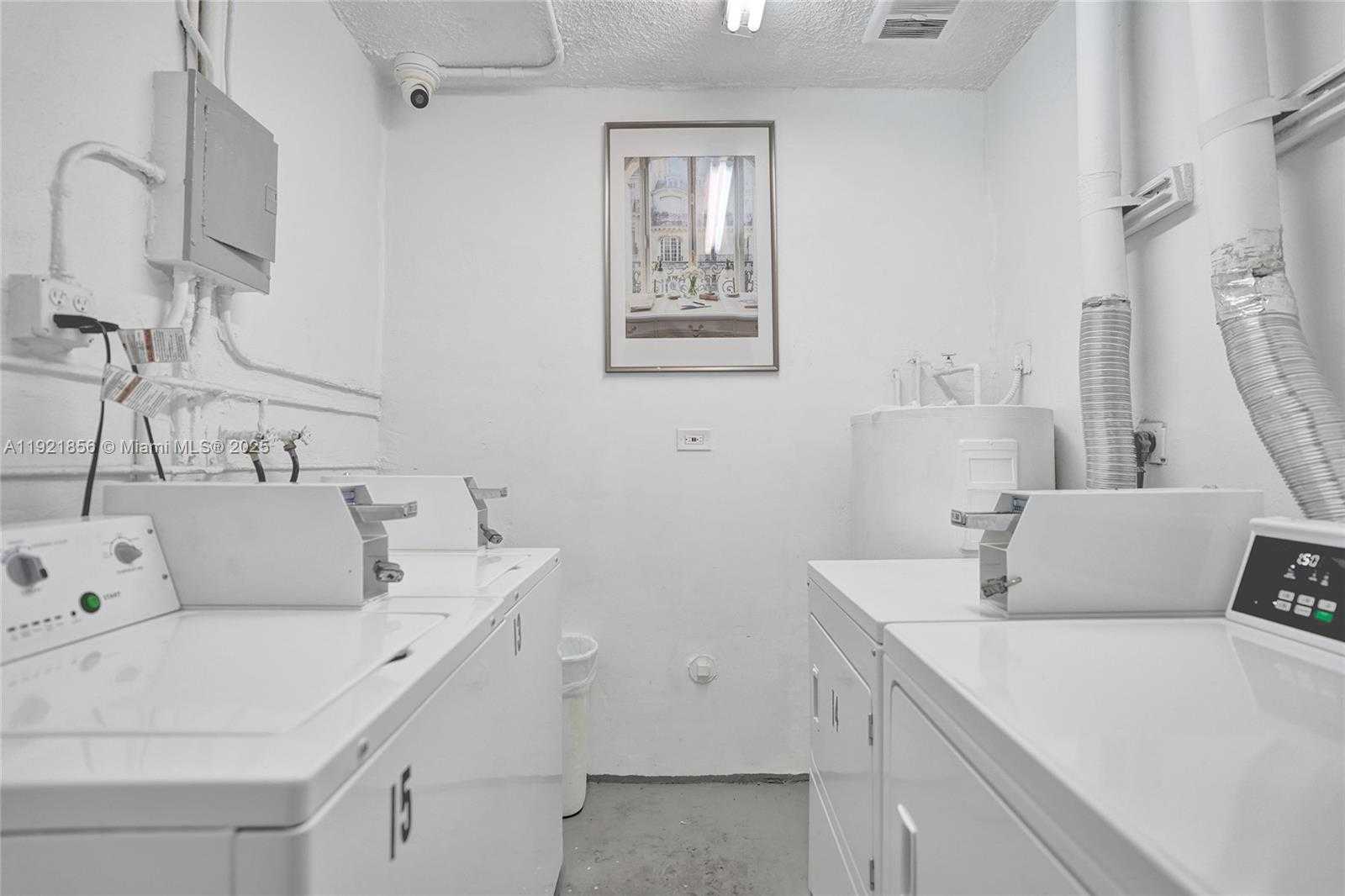 Small Image of 330 SOUTH EAST 2ND ST #404E, Hallandale Beach Number 48