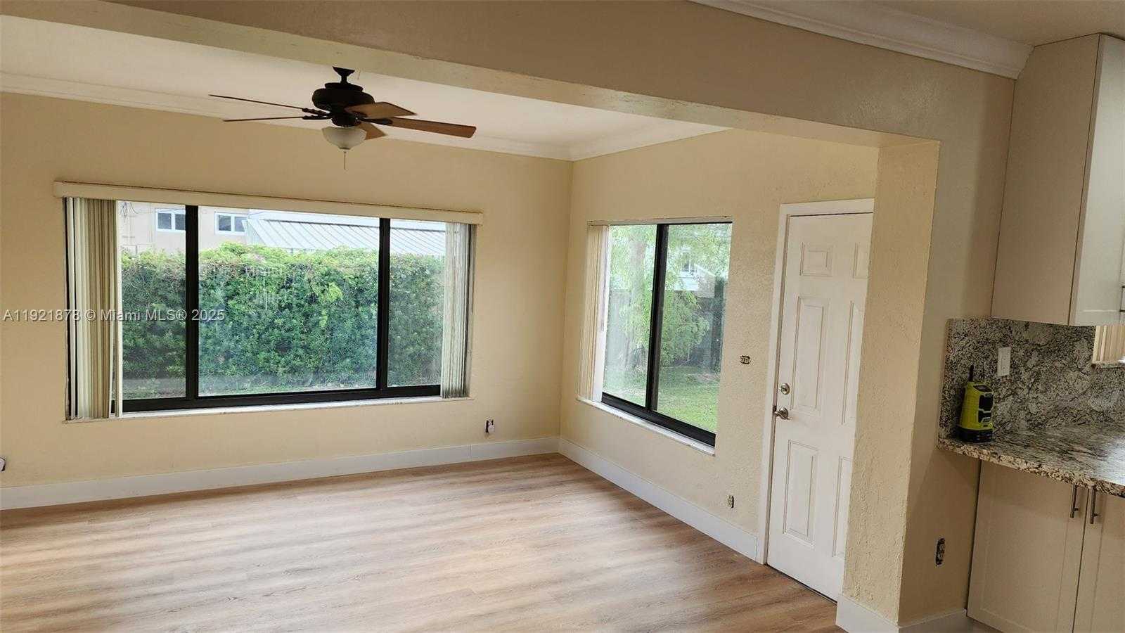 Small Image of 8010 SOUTH WEST 16TH ST #8010, Miami Number 11