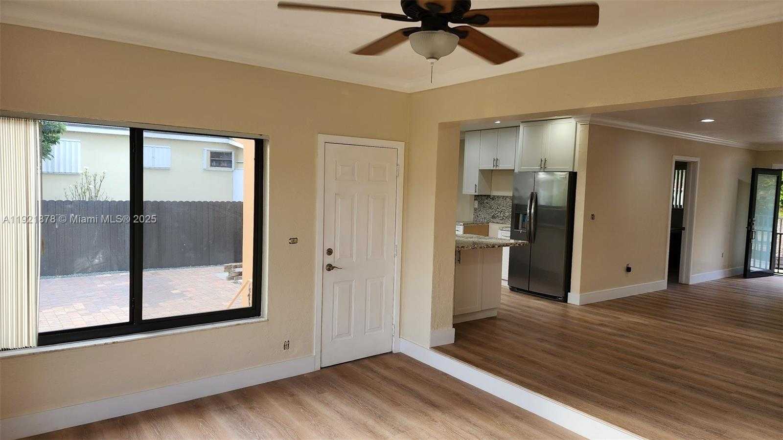 Small Image of 8010 SOUTH WEST 16TH ST #8010, Miami Number 12