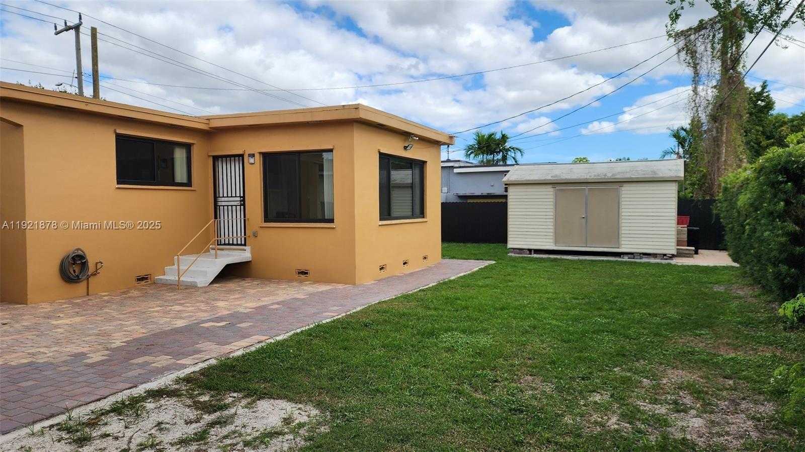 Small Image of 8010 SOUTH WEST 16TH ST #8010, Miami Number 27