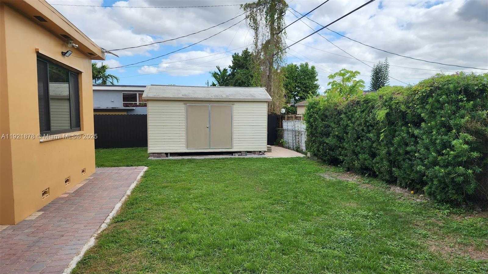 Small Image of 8010 SOUTH WEST 16TH ST #8010, Miami Number 29