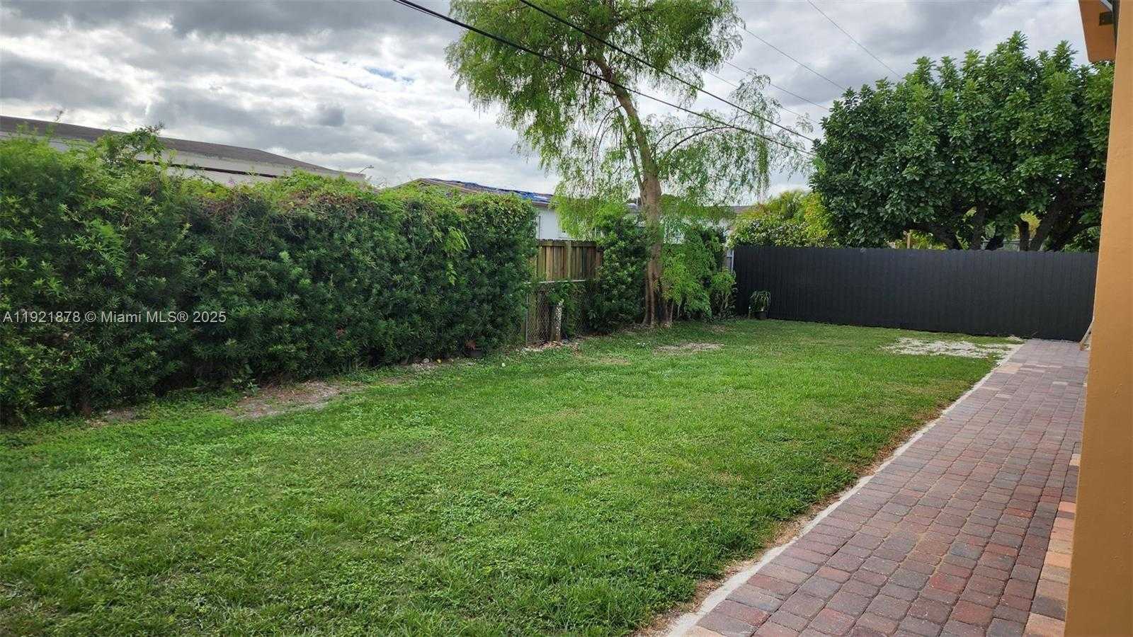 Small Image of 8010 SOUTH WEST 16TH ST #8010, Miami Number 32