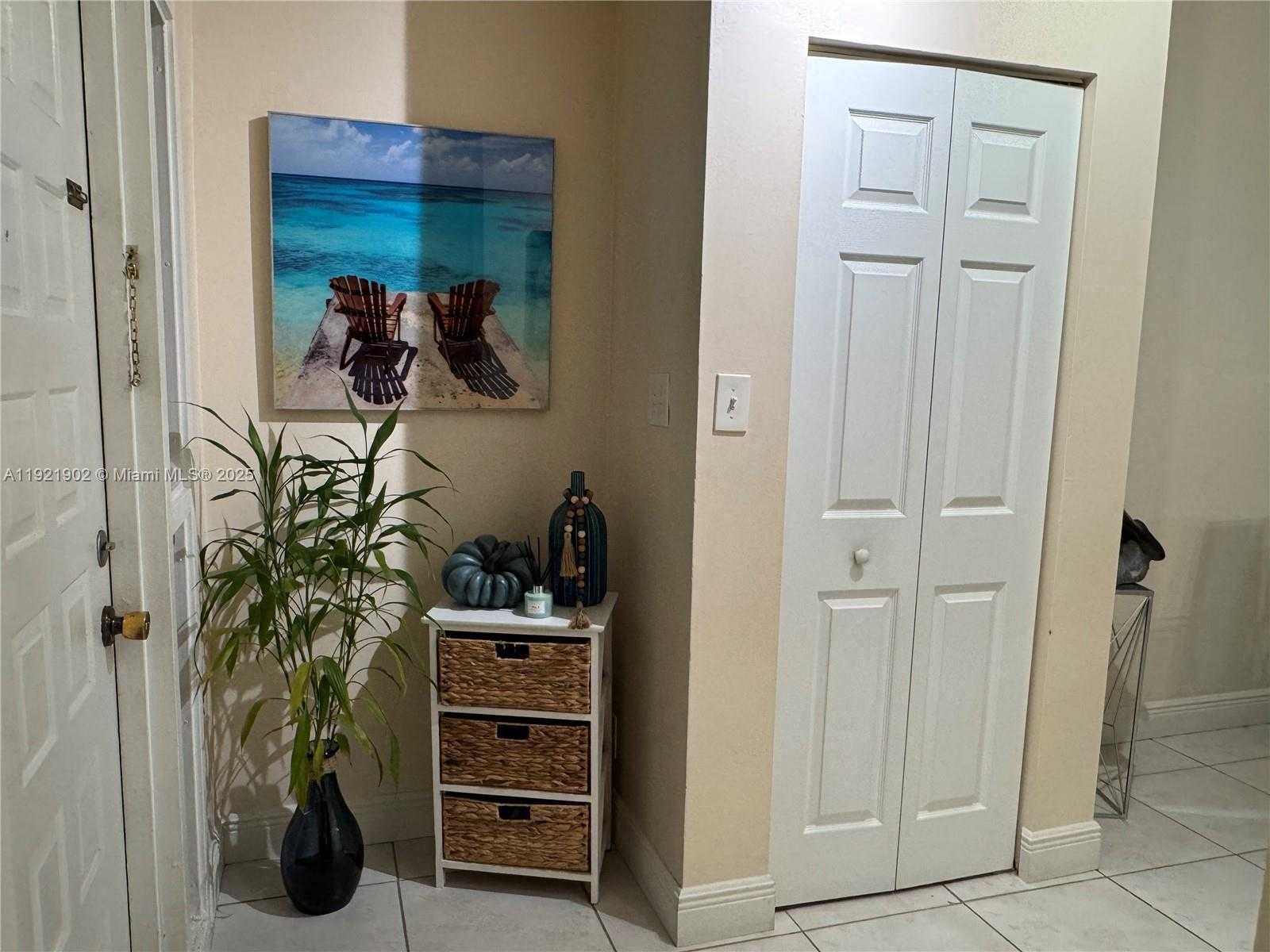 Small Image of 9446 SOUTH WEST 140TH CT #9446, Miami Number 14