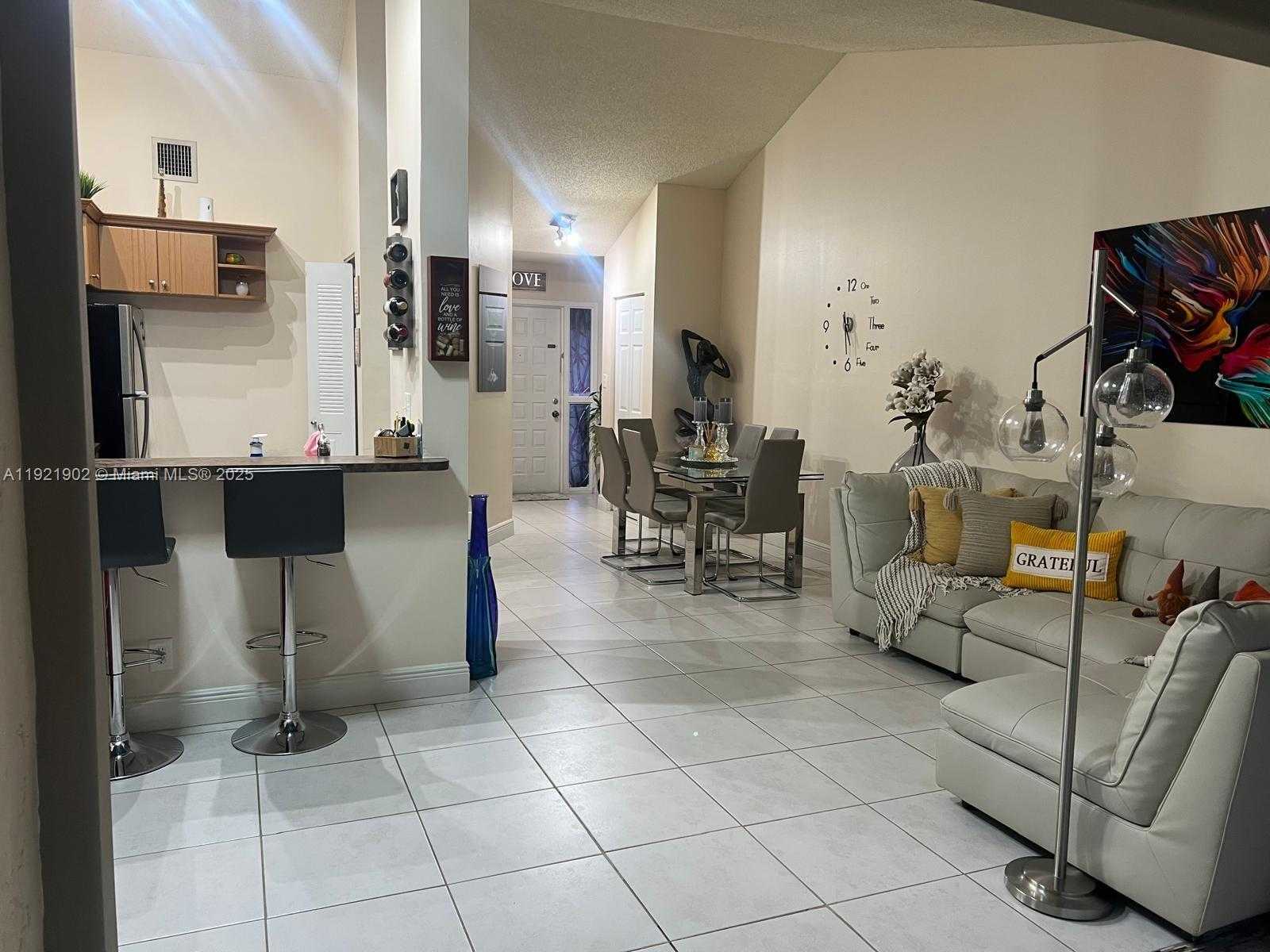 Small Image of 9446 SOUTH WEST 140TH CT #9446, Miami Number 26