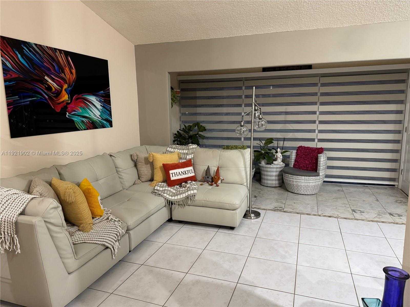 Small Image of 9446 SOUTH WEST 140TH CT #9446, Miami Number 37