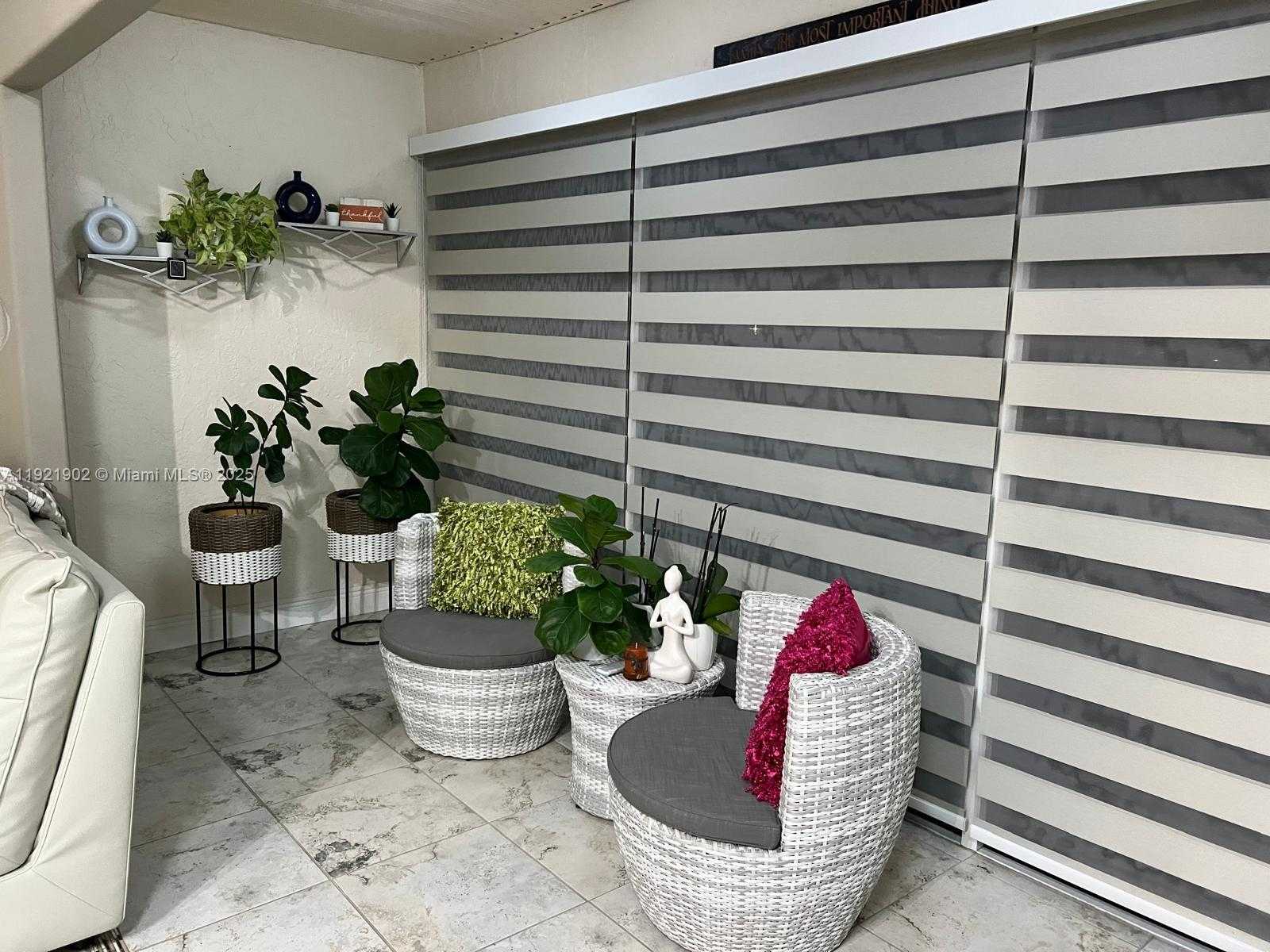 Small Image of 9446 SOUTH WEST 140TH CT #9446, Miami Number 70