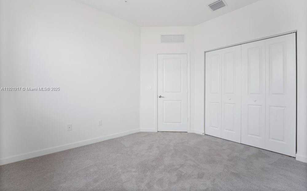 Small Image of 286 SOUTH WEST 159TH PL #286, Pembroke Pines Number 23