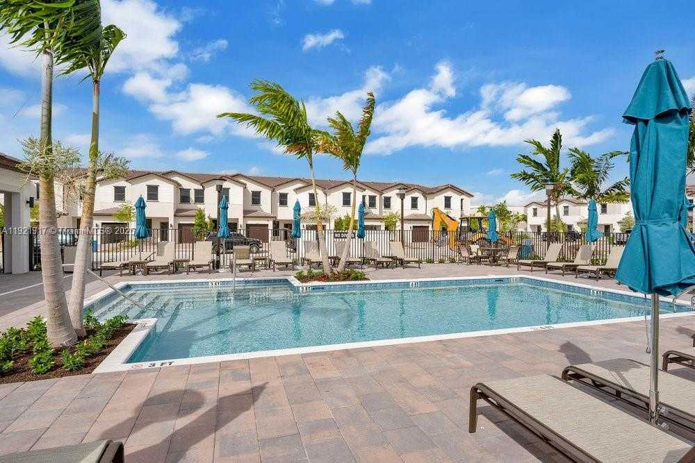 Small Image of 286 SOUTH WEST 159TH PL #286, Pembroke Pines Number 36