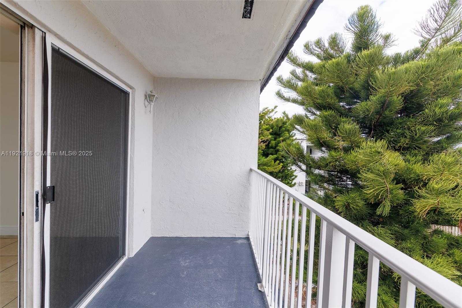 Small Image of 4804 NORTH WEST 79TH AVE #308, Doral Number 12