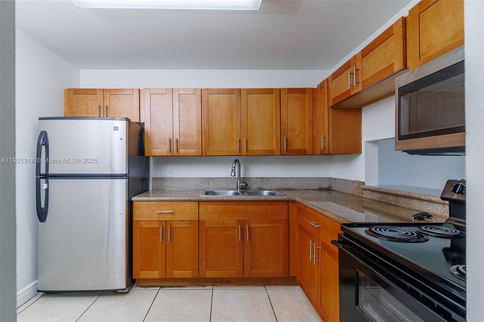 Small Image of 4804 NORTH WEST 79TH AVE #308, Doral Number 2