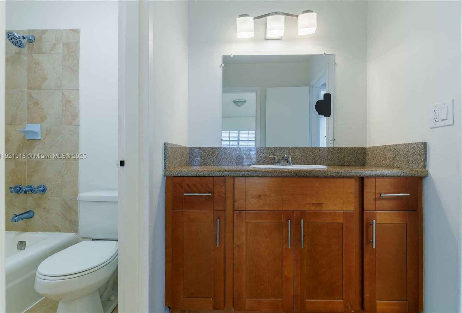 Small Image of 4804 NORTH WEST 79TH AVE #308, Doral Number 21