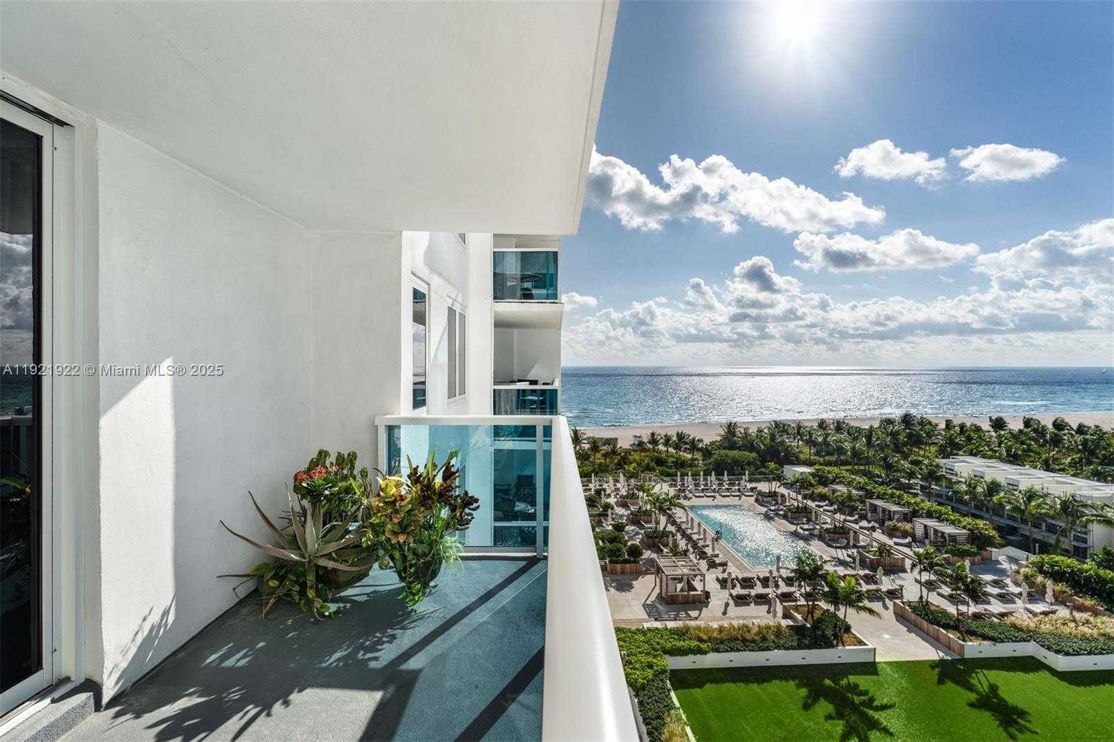 Small Image of 2301 COLLINS AVE #902, Miami Beach Number 1