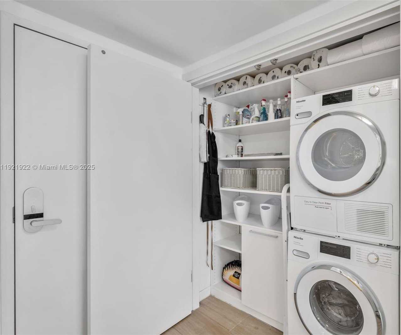 Small Image of 2301 COLLINS AVE #902, Miami Beach Number 12