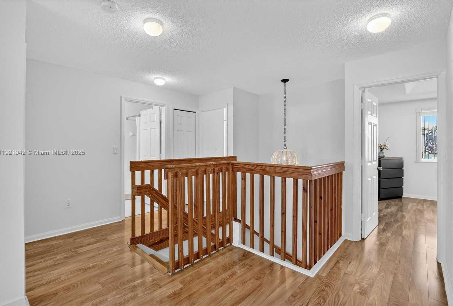 Small Image of 14076 SOUTH FOREST OAK CIR, Davie Number 27