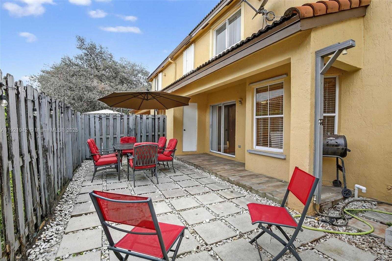 Small Image of 14076 SOUTH FOREST OAK CIR, Davie Number 40