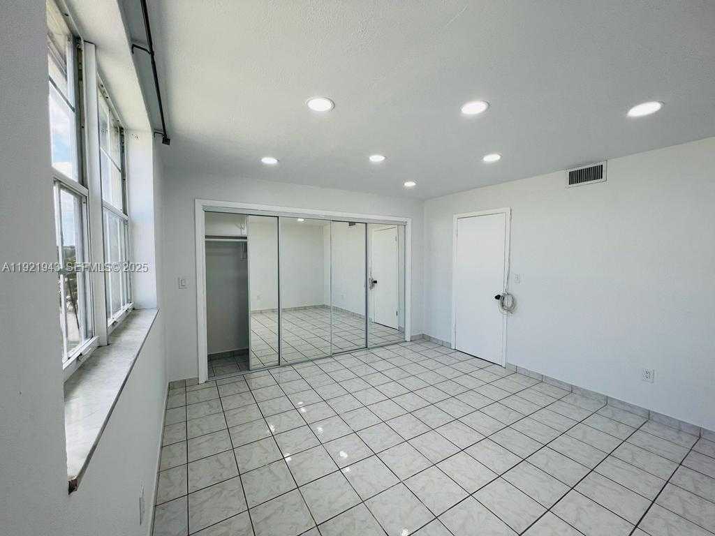 Small Image of 1780 79TH ST CSWY #C312, North Bay Village Number 5