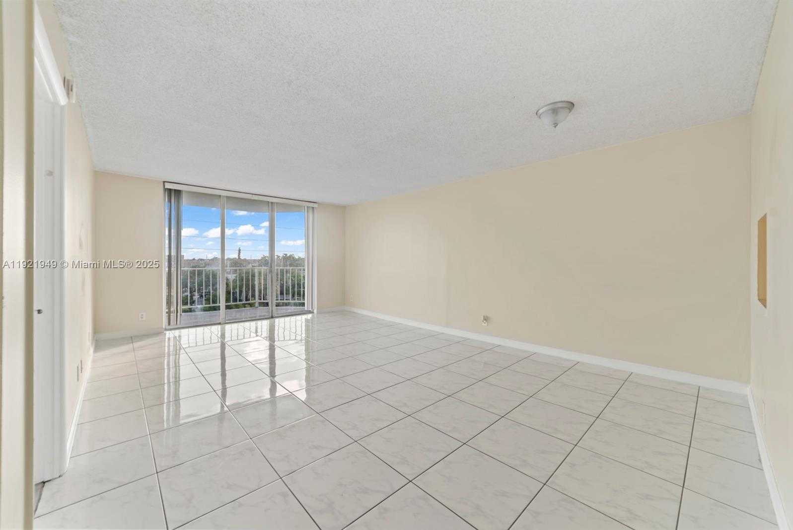 Small Image of 16710 NORTH EAST 9TH AVE #408, North Miami Beach Number 10