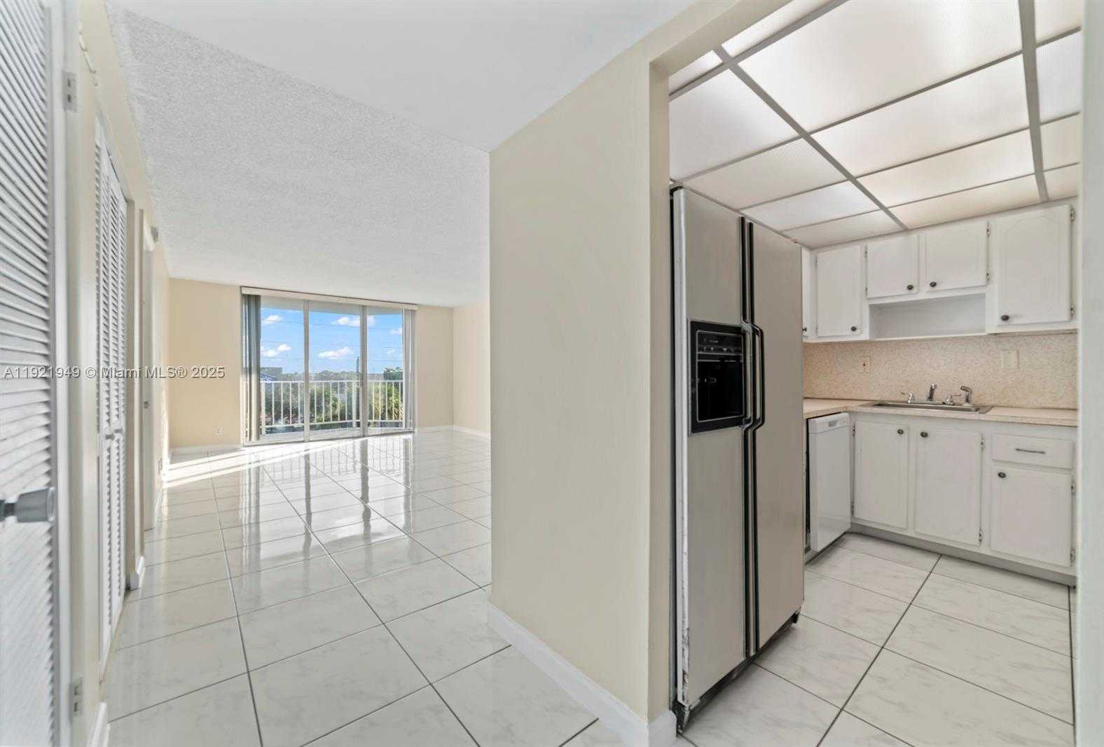 Small Image of 16710 NORTH EAST 9TH AVE #408, North Miami Beach Number 7