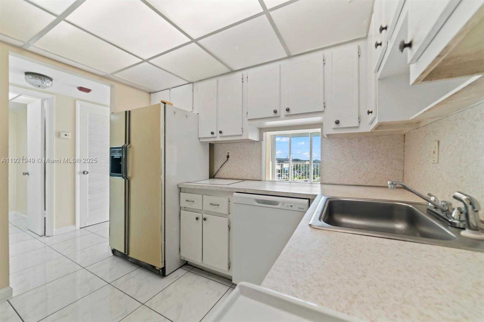 Small Image of 16710 NORTH EAST 9TH AVE #408, North Miami Beach Number 9