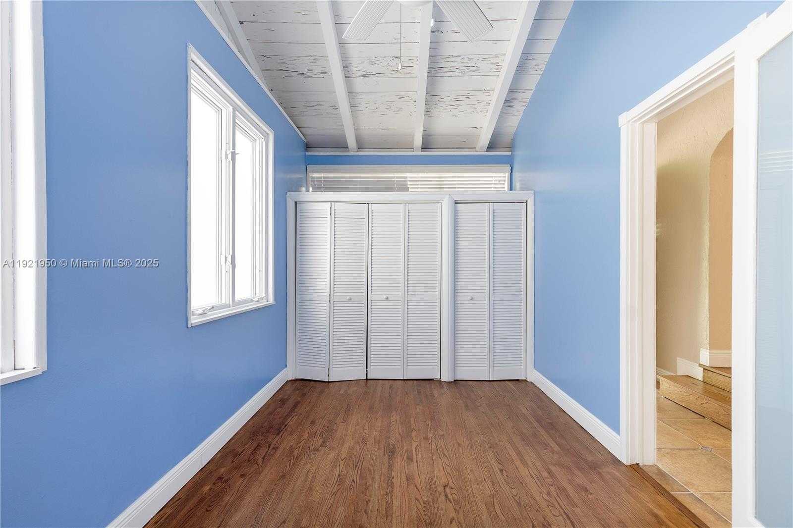 Small Image of 1260 MILAN AVE, Coral Gables Number 10