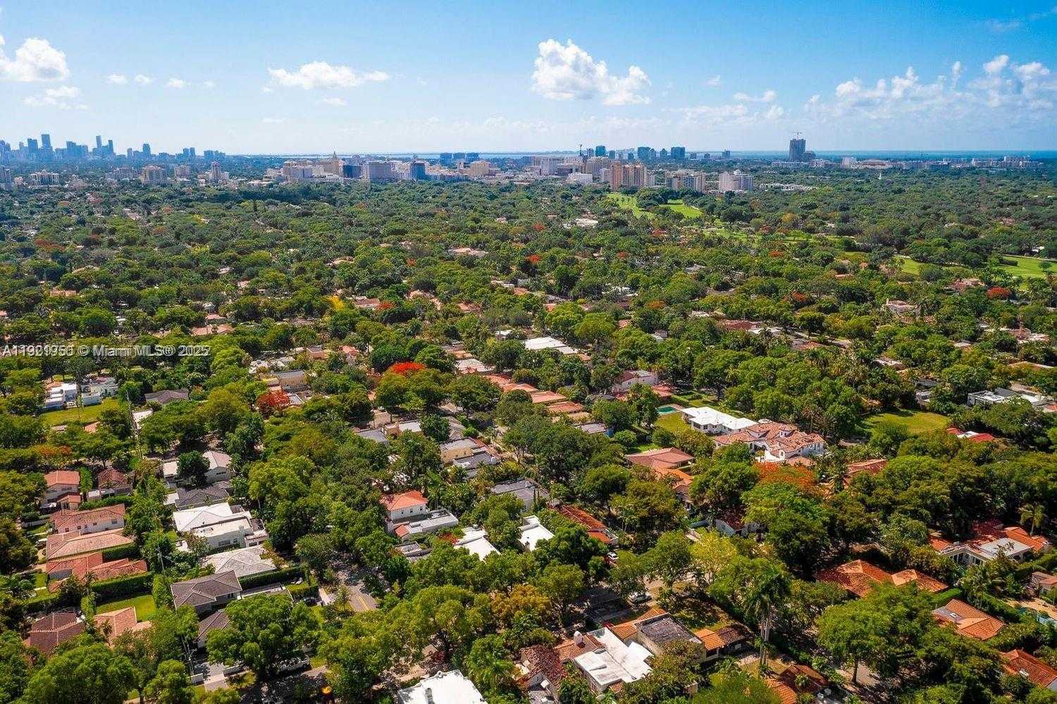 Small Image of 1260 MILAN AVE, Coral Gables Number 14