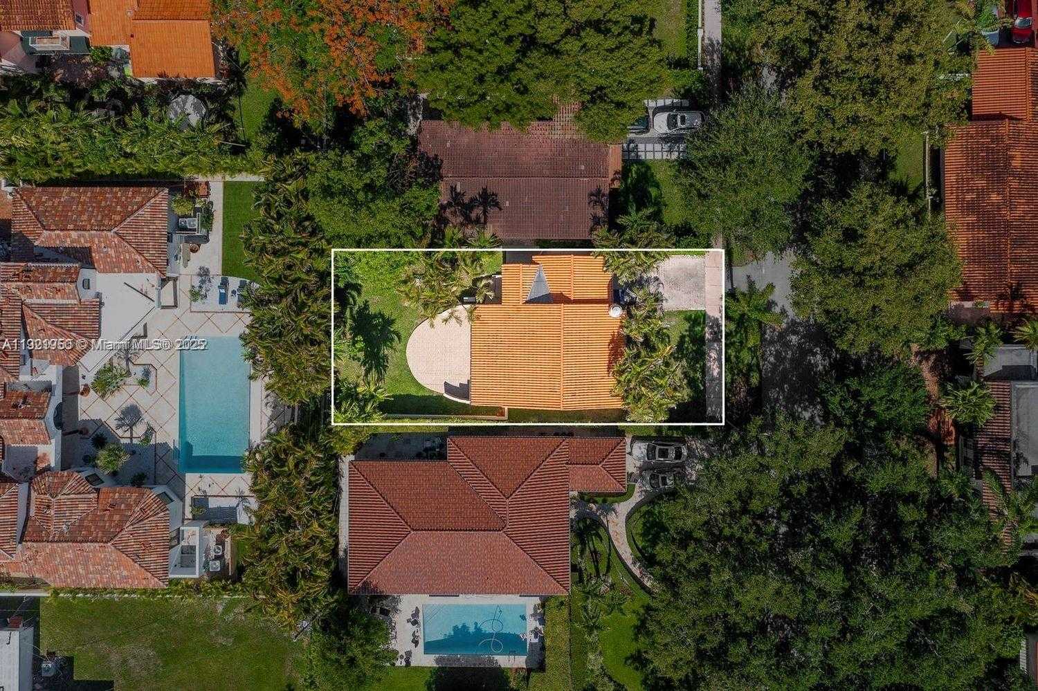 Small Image of 1260 MILAN AVE, Coral Gables Number 15