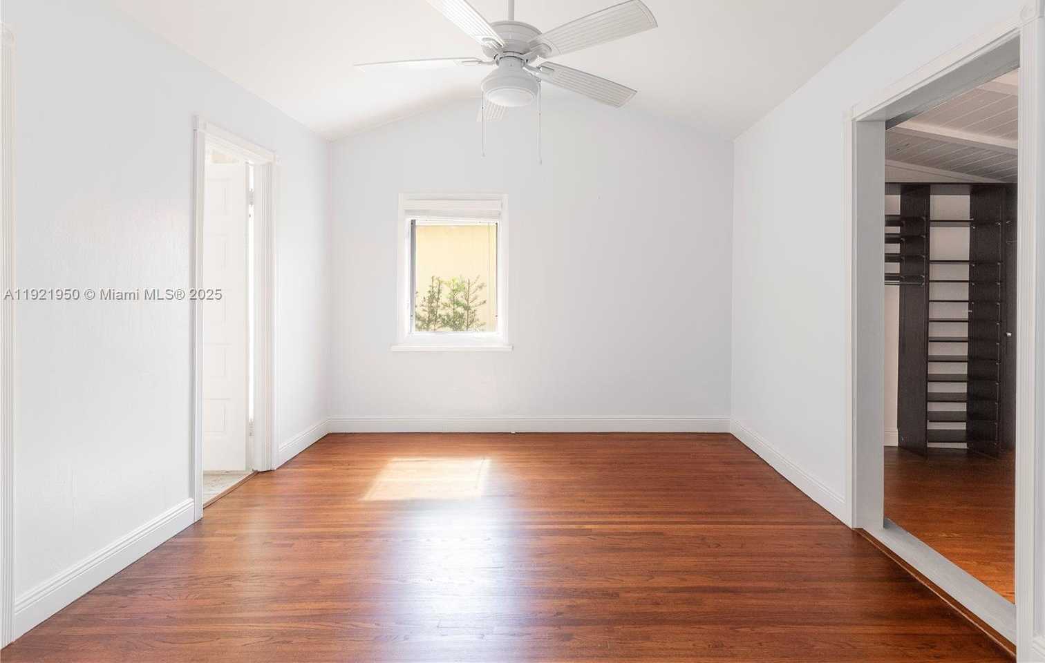 Small Image of 1260 MILAN AVE, Coral Gables Number 7