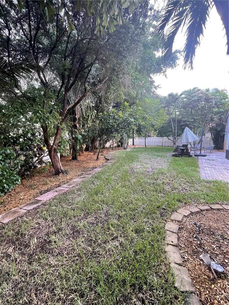 Small Image of 3486 SOUTH WEST 51ST ST #3486, Hollywood Number 18