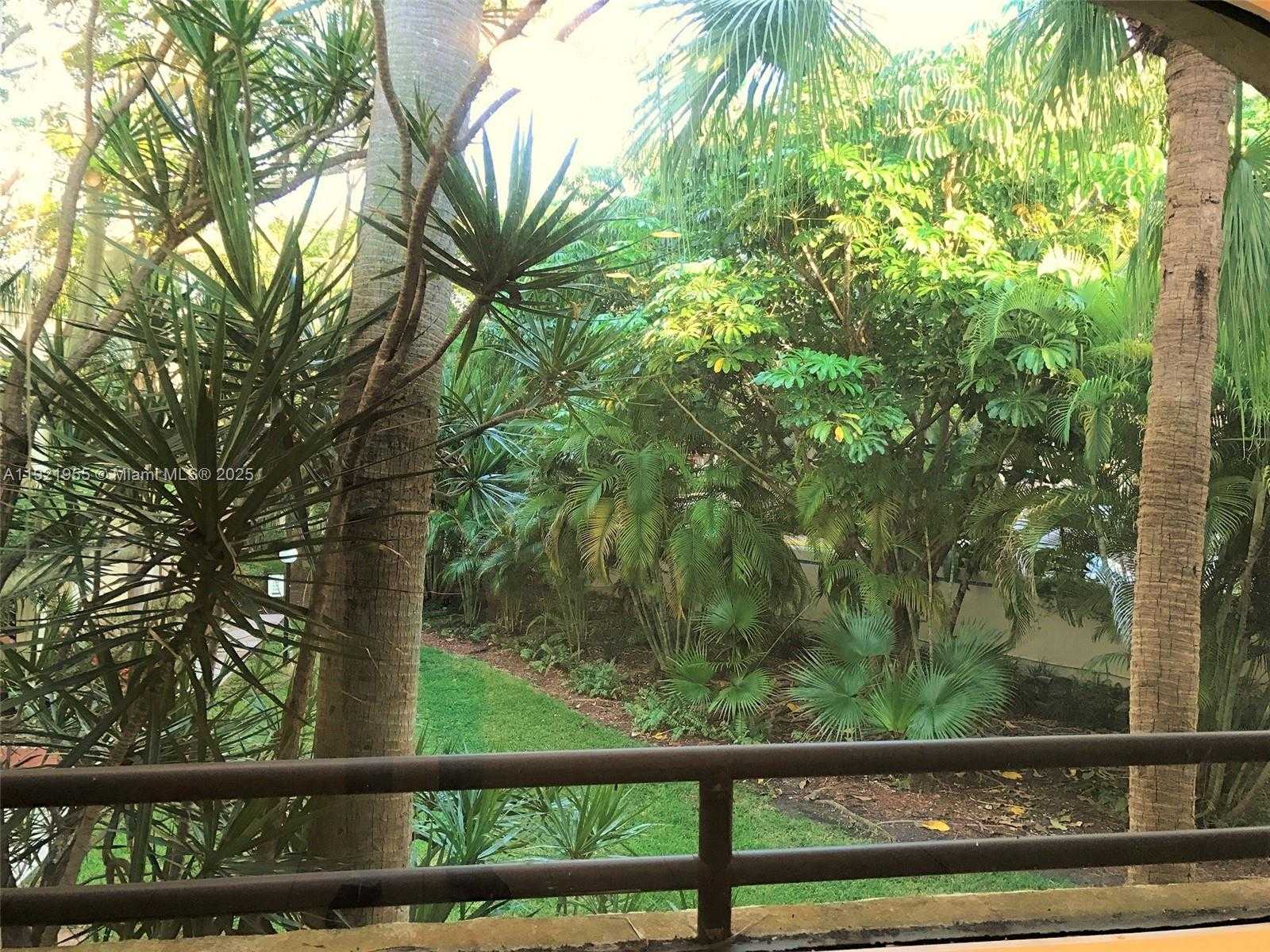 Small Image of 3564 MAGELLAN CIR #214-1, Aventura Number 1