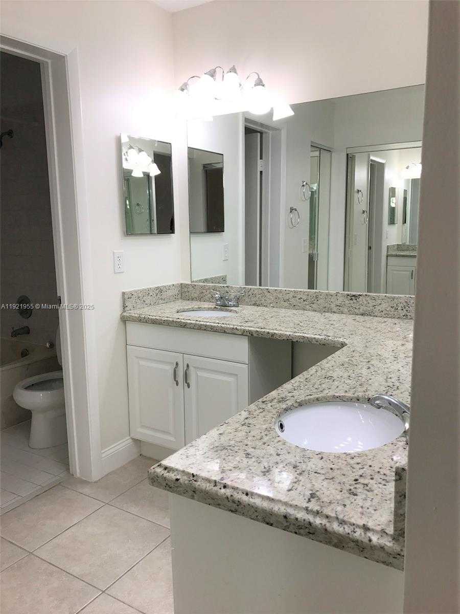 Small Image of 3564 MAGELLAN CIR #214-1, Aventura Number 10