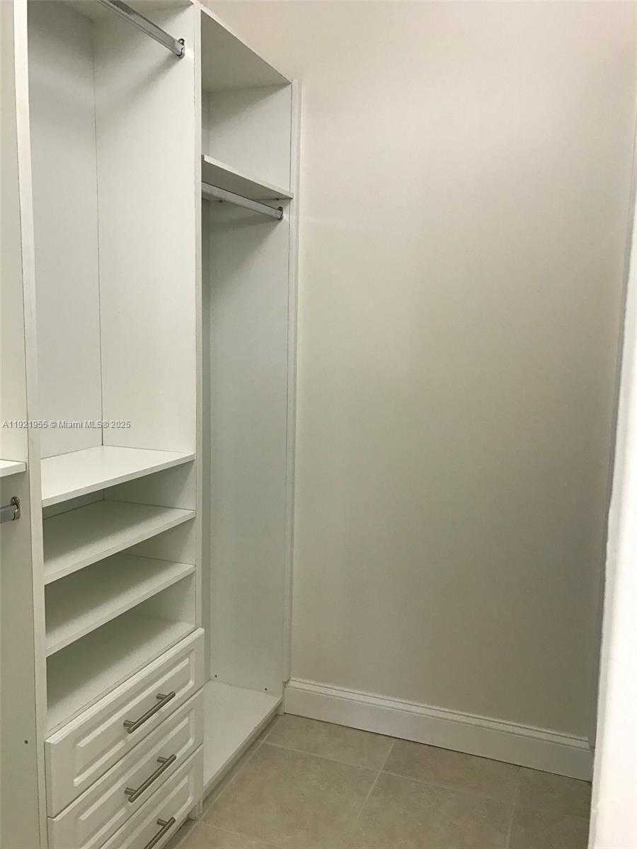 Small Image of 3564 MAGELLAN CIR #214-1, Aventura Number 13